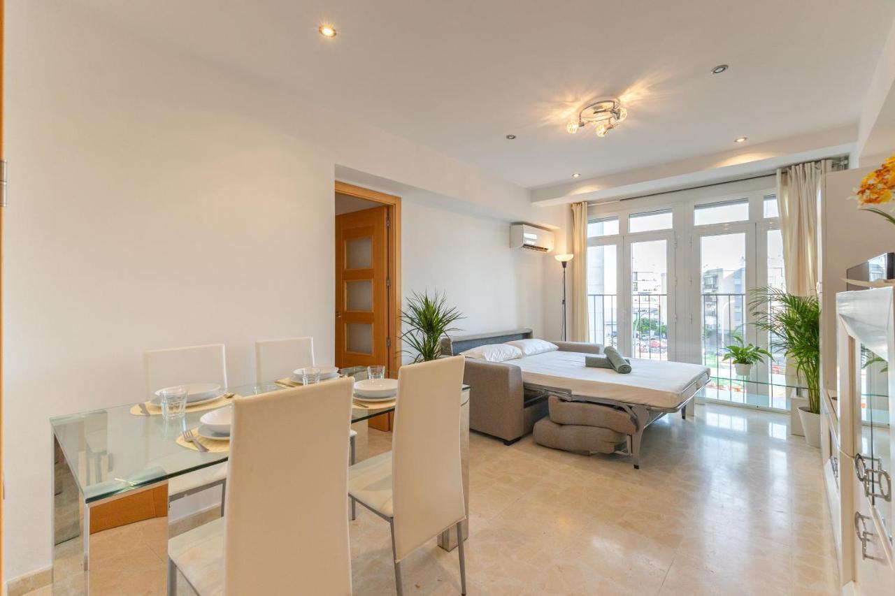 Charming 3 Bedroom Apartment At Triana Center By Oui Sevilla Buitenkant foto