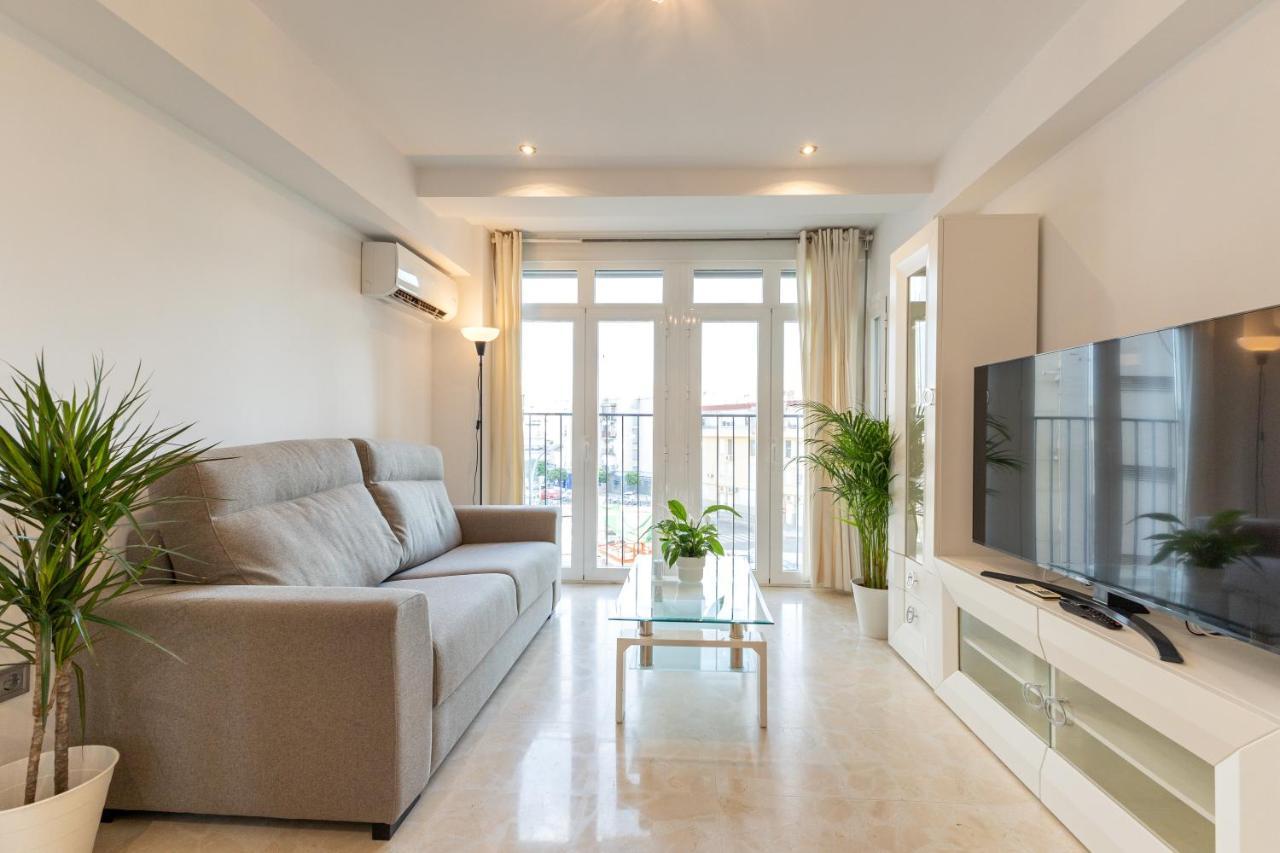 Charming 3 Bedroom Apartment At Triana Center By Oui Sevilla Buitenkant foto