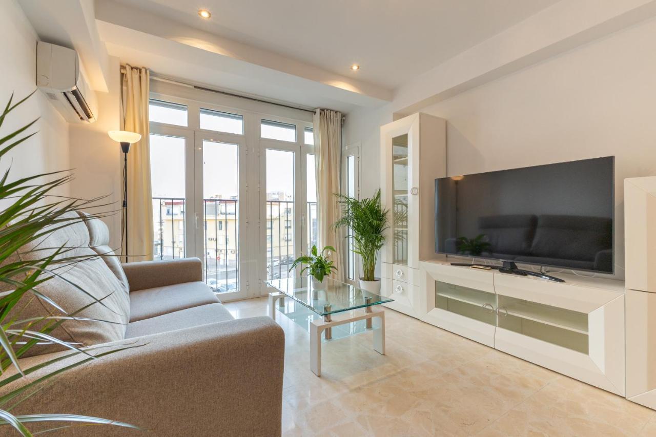 Charming 3 Bedroom Apartment At Triana Center By Oui Sevilla Buitenkant foto