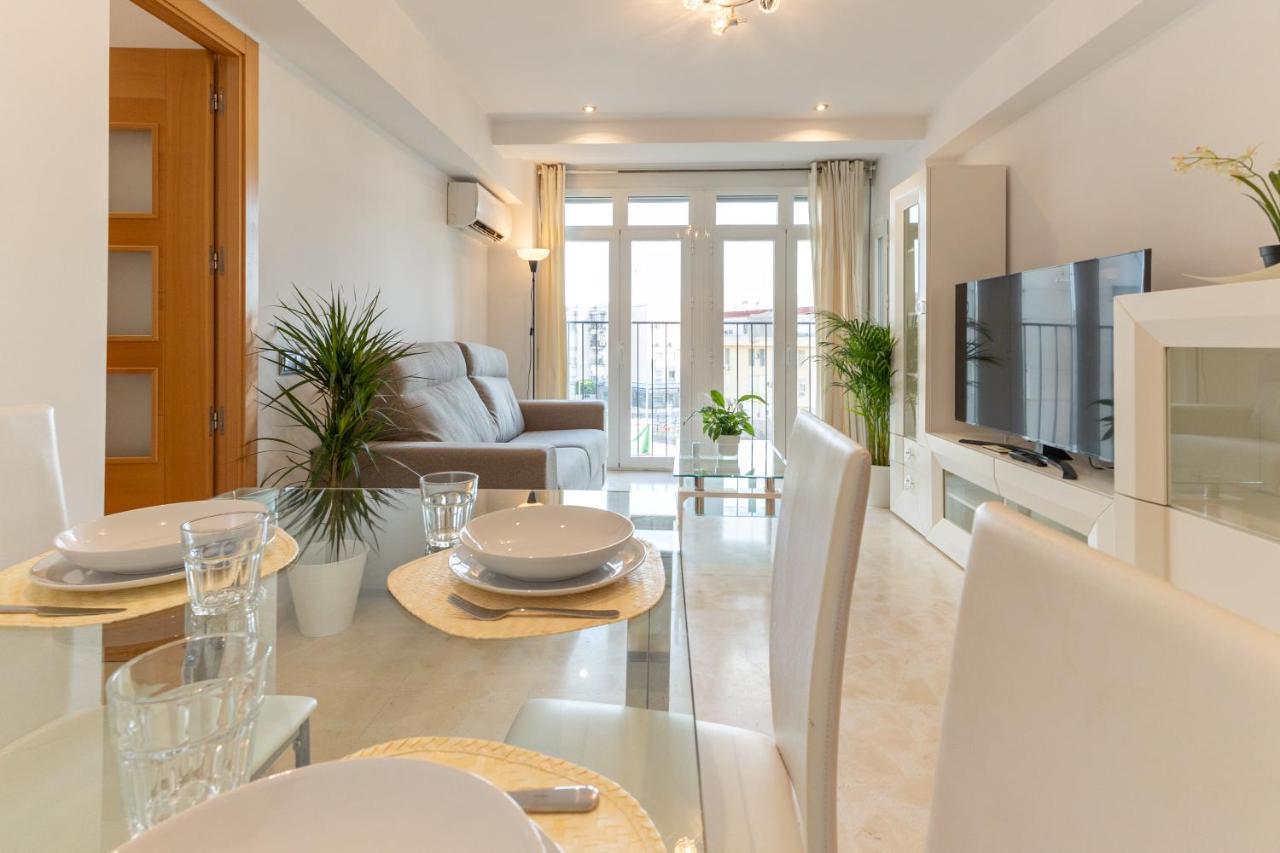 Charming 3 Bedroom Apartment At Triana Center By Oui Sevilla Buitenkant foto