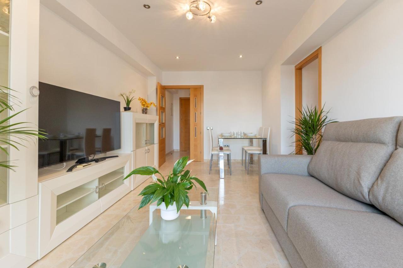Charming 3 Bedroom Apartment At Triana Center By Oui Sevilla Buitenkant foto