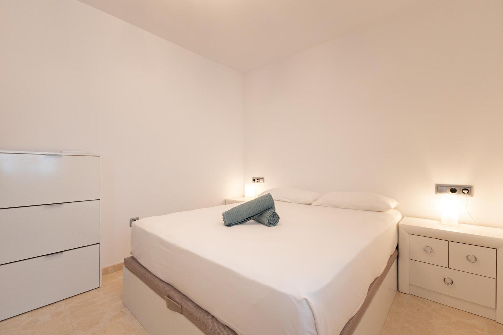 Charming 3 Bedroom Apartment At Triana Center By Oui Sevilla Buitenkant foto